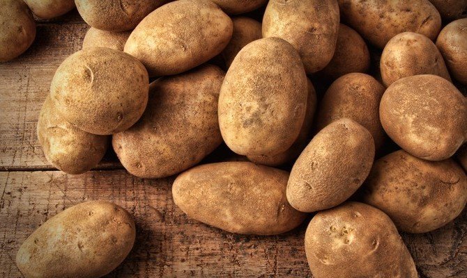 Wie und wann Sie die Kartoffeln graben müssen, damit sie den ganzen Winter gespeichert